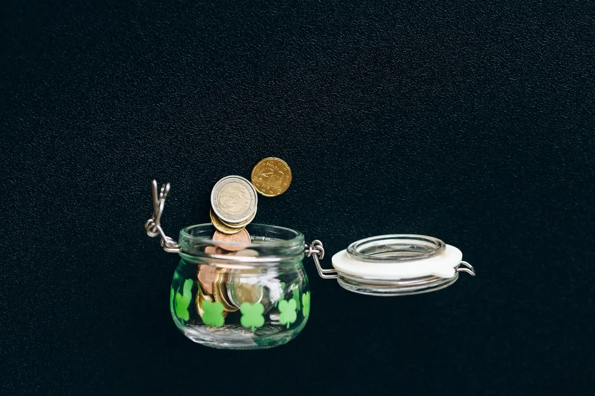 How to Build an Emergency Fund on a Tight Income